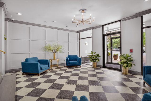 201 Grant St 212, Sewickley, PA 15143