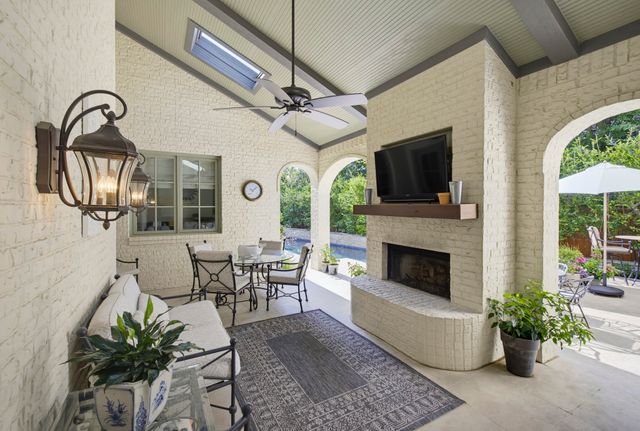 7013 Shinnecock Hills Drive, Fort Worth, TX 76132