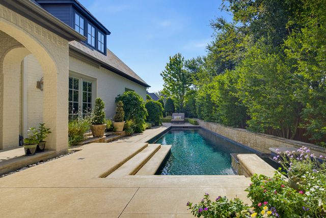 7013 Shinnecock Hills Drive, Fort Worth, TX 76132