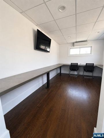 194 Main Street OFFICE UNIT, New Milford, NJ 07646