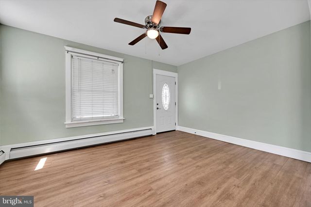1038 FERN AVE, Reading, PA 19607