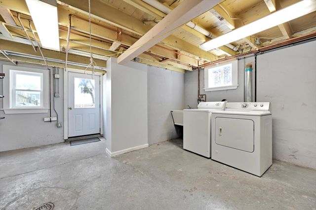 1038 FERN AVE, Reading, PA 19607