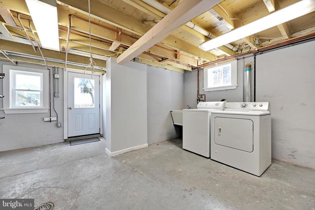 1038 FERN AVE, Reading, PA 19607