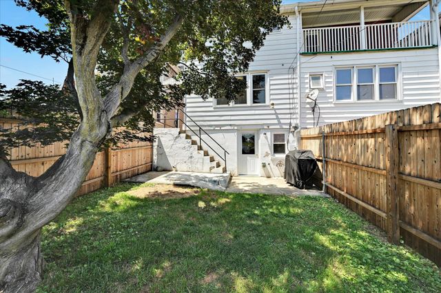 1038 FERN AVE, Reading, PA 19607