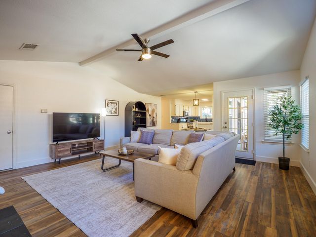 12802 Carrera DR, Austin, TX 78727