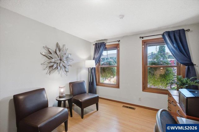 1515 Rock Ledge Dr NE, Keizer, OR 97303