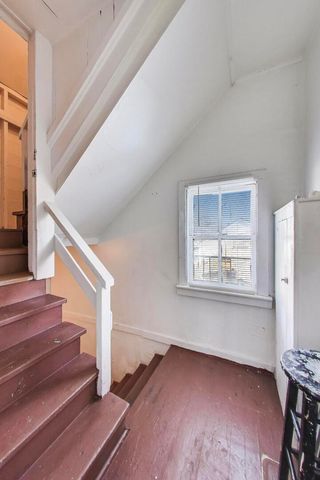 8533 S Manistee Avenue, Chicago, IL 60617