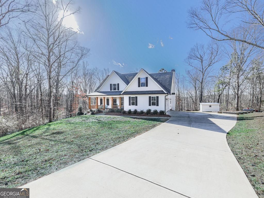 711 Carver Mill Road, Talking Rock, GA 30175