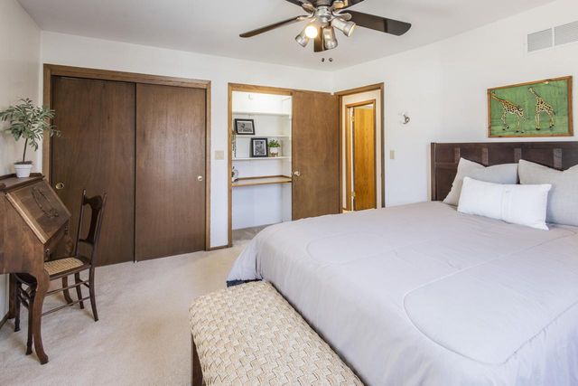 416 S Comanche LANE, Waukesha, WI 53188