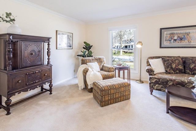 416 S Comanche LANE, Waukesha, WI 53188