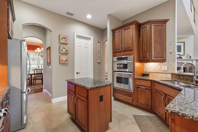 137 PETRIS AVENUE, Oakland, FL 34760