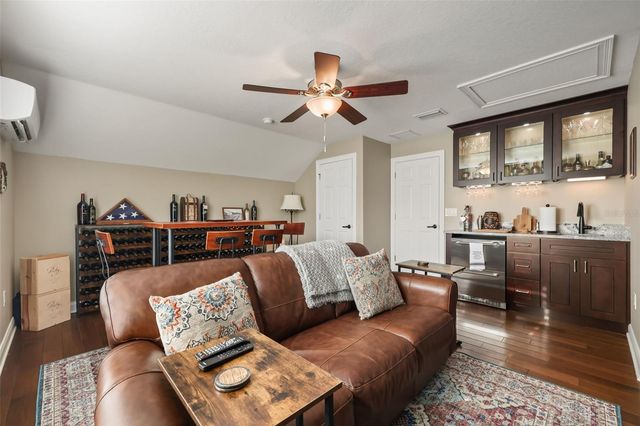 137 PETRIS AVENUE, Oakland, FL 34760