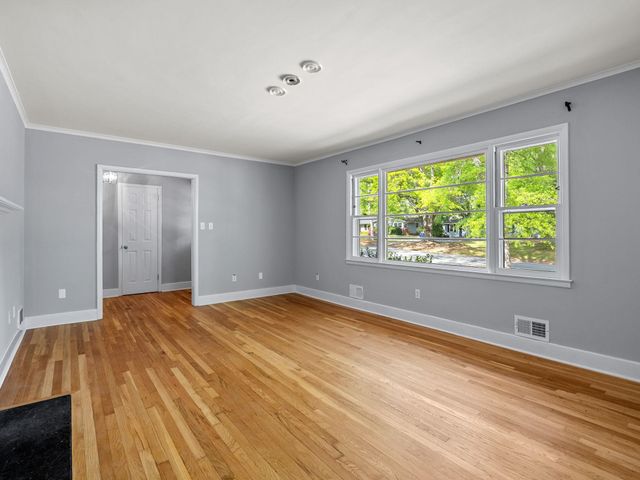 506 Fernwood Drive, Spartanburg, SC 29307