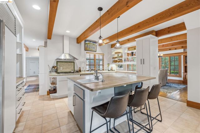 21280 Oneto Dr, Sonora, CA 95370