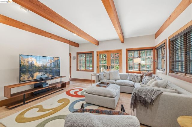 21280 Oneto Dr, Sonora, CA 95370
