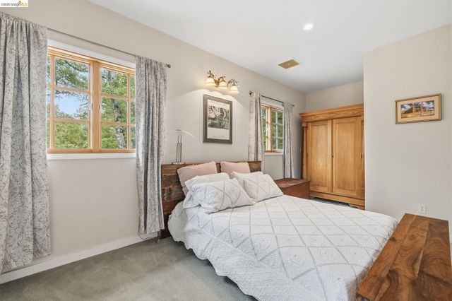 21280 Oneto Dr, Sonora, CA 95370