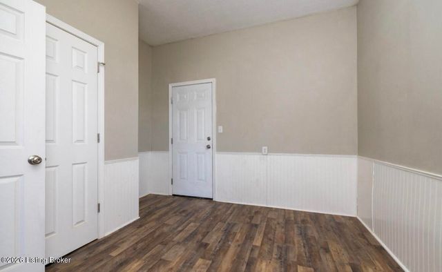 7603 Cane Run Rd, Louisville, KY 40258