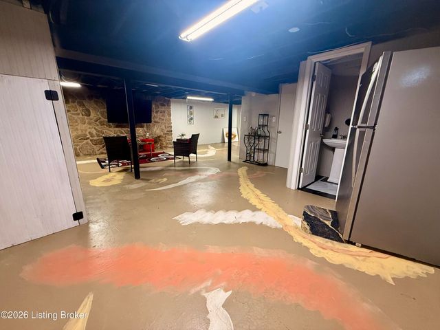 7603 Cane Run Rd, Louisville, KY 40258