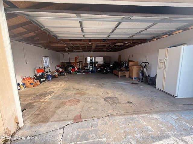 7603 Cane Run Rd, Louisville, KY 40258