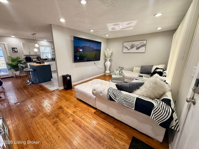 7603 Cane Run Rd, Louisville, KY 40258