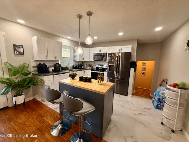 7603 Cane Run Rd, Louisville, KY 40258