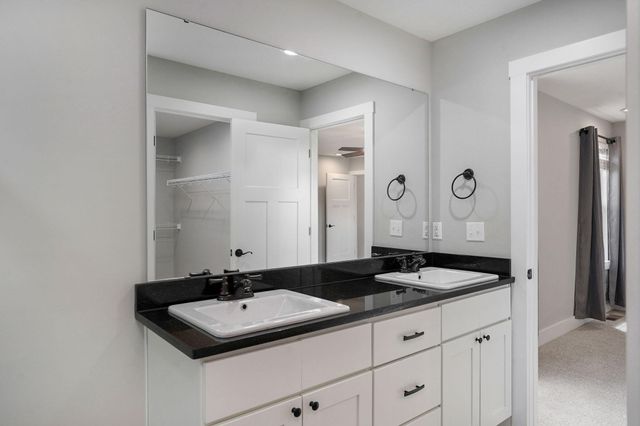 874 W Charlotte Court, Republic, MO 65738