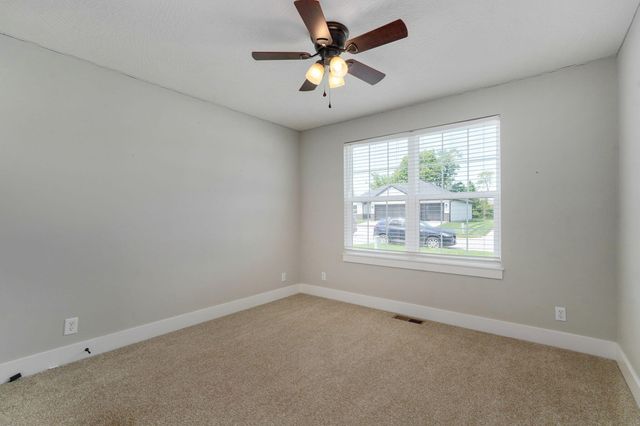 874 W Charlotte Court, Republic, MO 65738