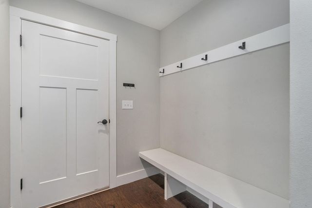 874 W Charlotte Court, Republic, MO 65738