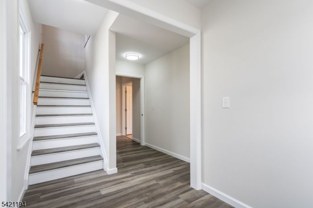 43 Wolf Pl, Hillside Twp., NJ 07205