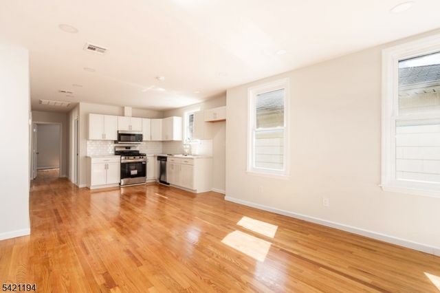 43 Wolf Pl, Hillside Twp., NJ 07205