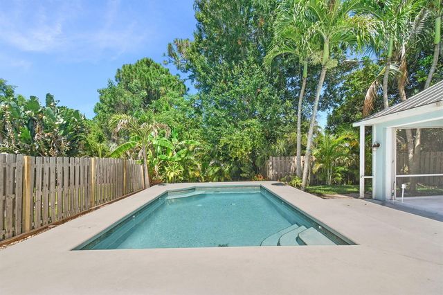 1959 NW Marsh Rabbit Lane, Jensen Beach, FL 34957