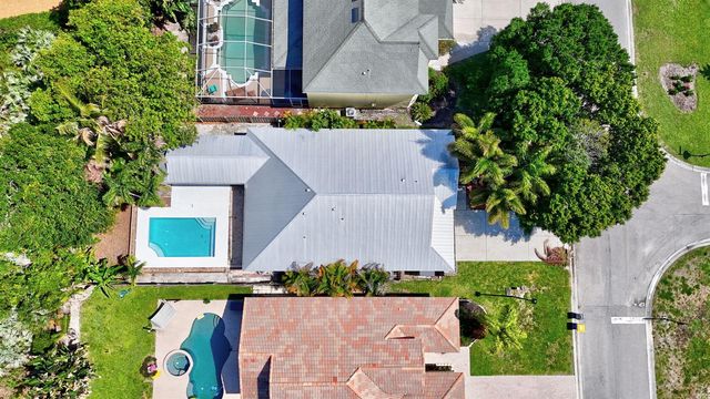 1959 NW Marsh Rabbit Lane, Jensen Beach, FL 34957