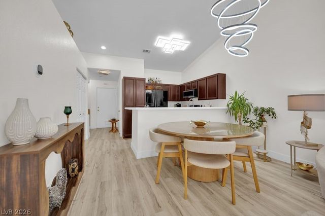 6469 Melody Rose Avenue, Las Vegas, NV 89108