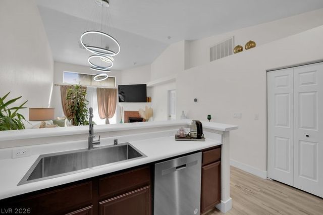 6469 Melody Rose Avenue, Las Vegas, NV 89108