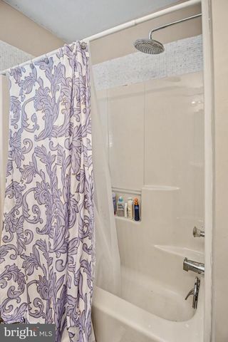 206 REITNOUR RD, Spring City, PA 19475