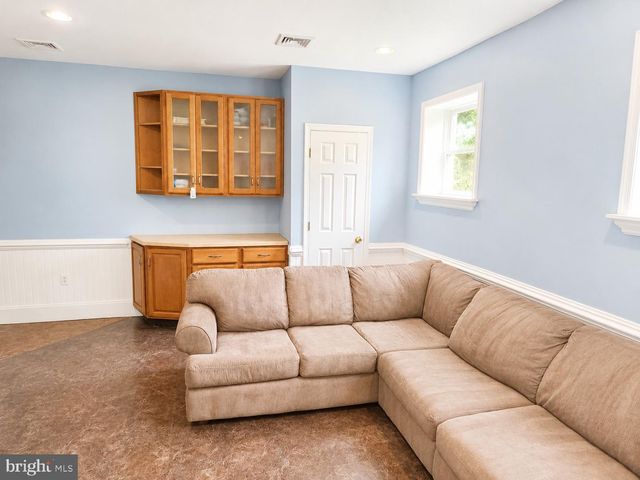 206 REITNOUR RD, Spring City, PA 19475