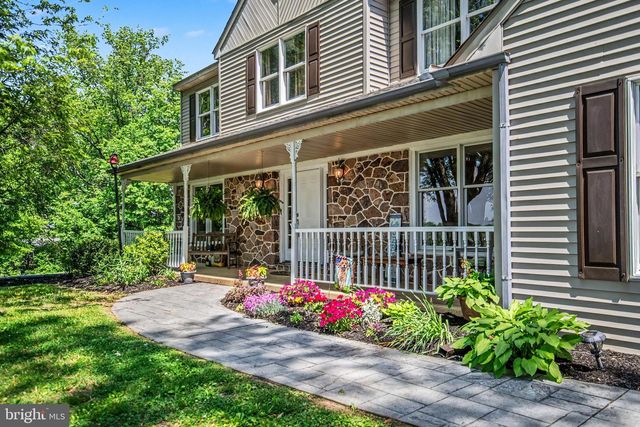 206 REITNOUR RD, Spring City, PA 19475