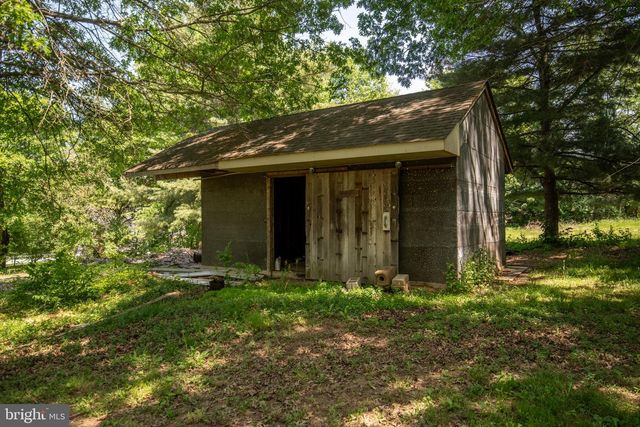 206 REITNOUR RD, Spring City, PA 19475