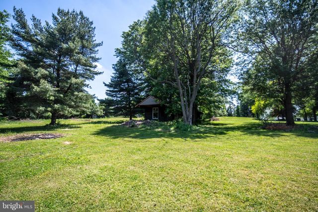 206 REITNOUR RD, Spring City, PA 19475