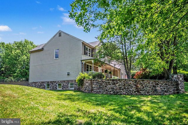 206 REITNOUR RD, Spring City, PA 19475