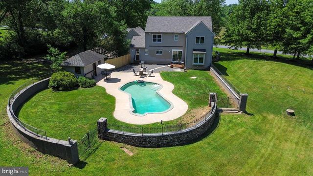 206 REITNOUR RD, Spring City, PA 19475