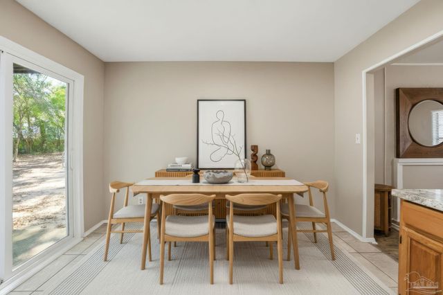 2811 Langley Ave 108, Pensacola, FL 32504