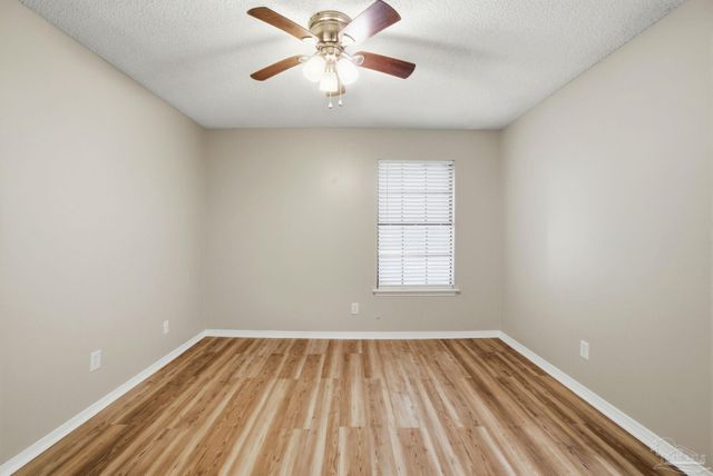 2811 Langley Ave 108, Pensacola, FL 32504