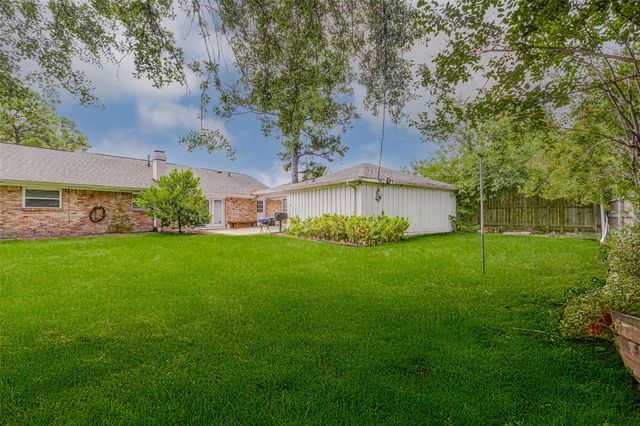 10062 Haddington Drive, Houston, TX 77080