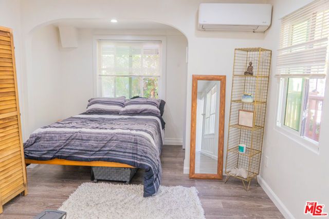 348 Laveta Terrace B, Los Angeles, CA 90023