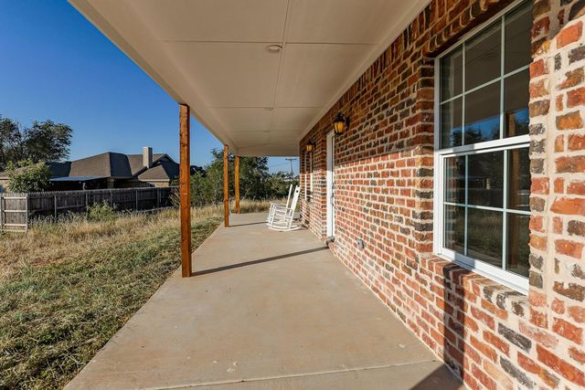 1609 N Akron Avenue, Lubbock, TX 79415