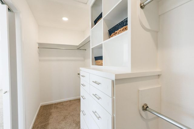 1609 N Akron Avenue, Lubbock, TX 79415