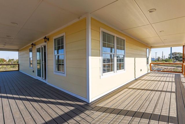 1609 N Akron Avenue, Lubbock, TX 79415