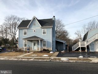 581 Fish Pond Rd, Glassboro, NJ 08028