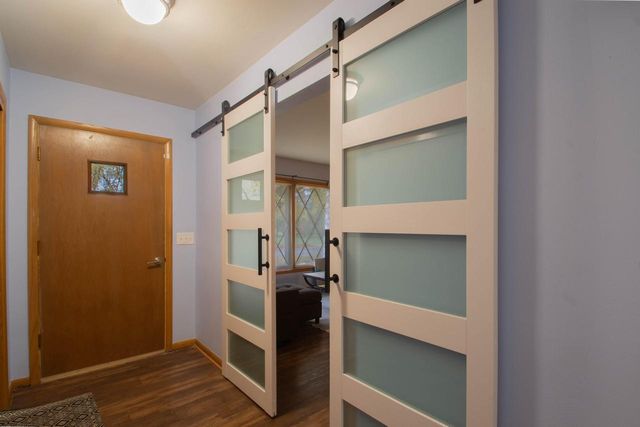 2 Riverdale CIRCLE, Watertown, WI 53094